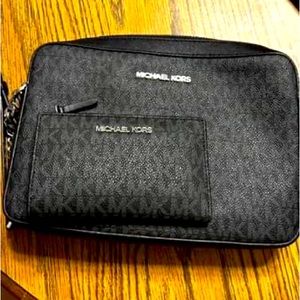Micheal Kors crossbody with matching wallet!  Set sold together only